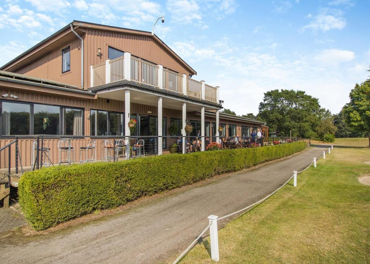 Messingham Lakes Hotel Exterior photo